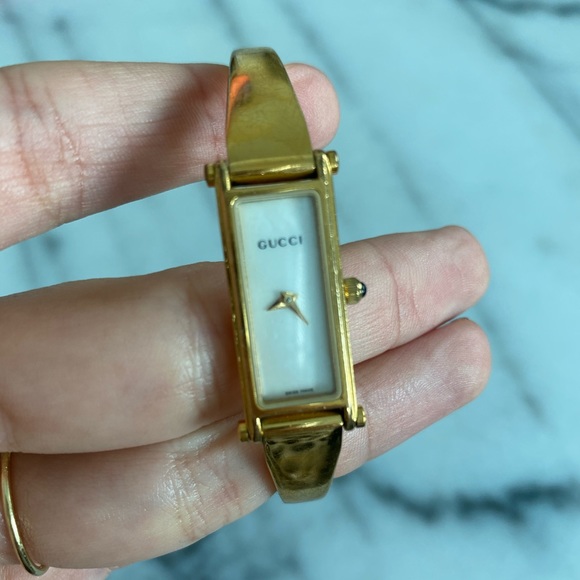 Gucci 1500 Series watch - Picture 2 of 11